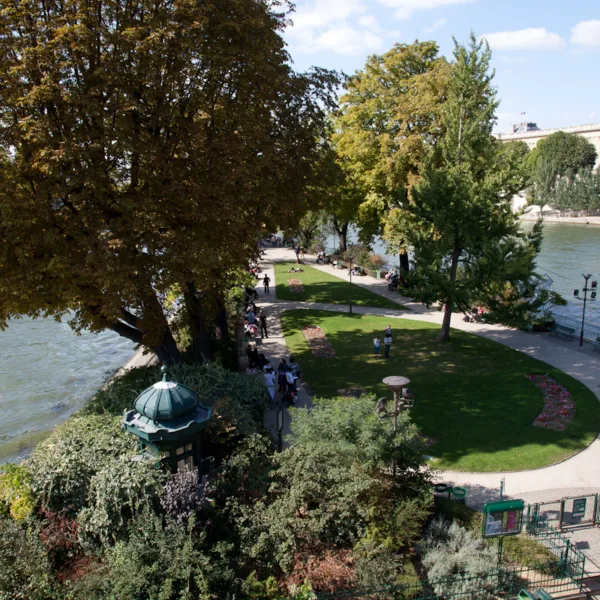 Bernard Crampon Photography - DNG 2009 09 12 Paris_0203